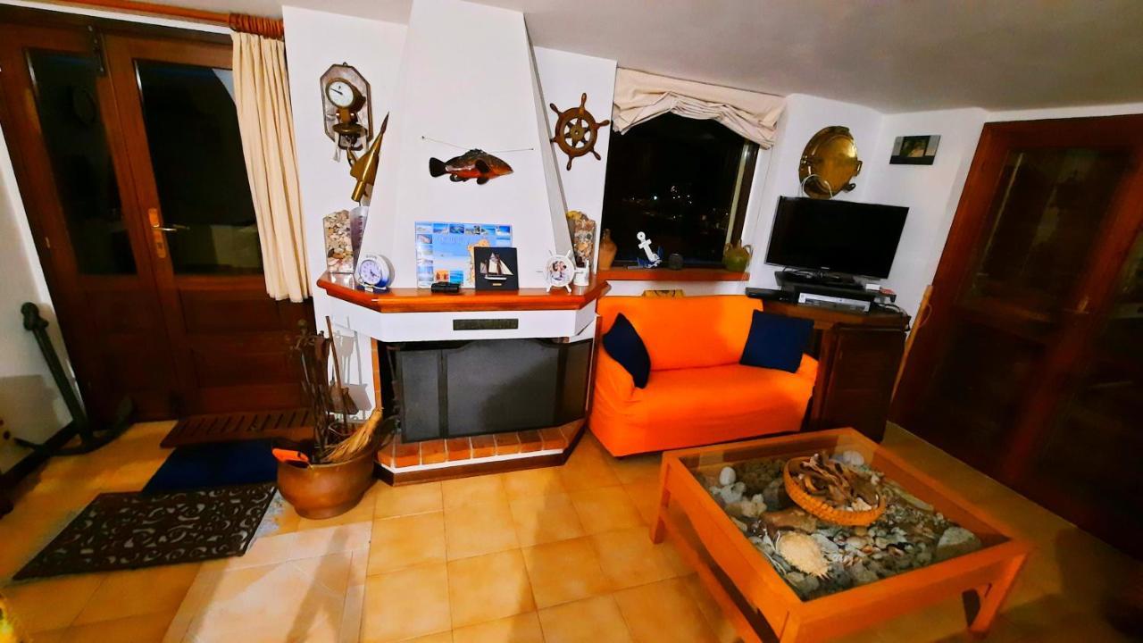Ferienwohnung Bella Vista Cala Gonone Exterior foto