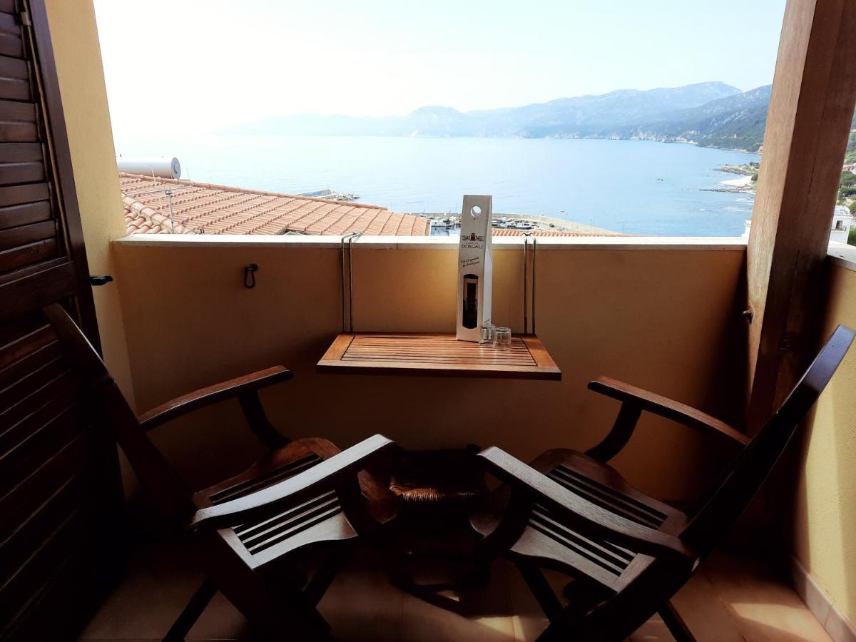 Ferienwohnung Bella Vista Cala Gonone Exterior foto